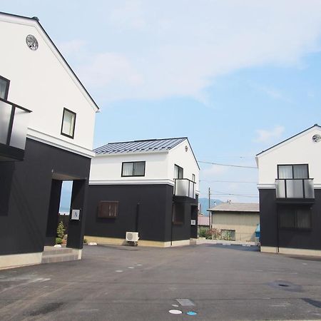 Villas Waraku Fujiyoshida Bagian luar foto